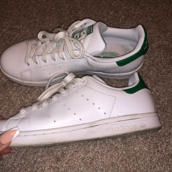 stan smith couple shoes